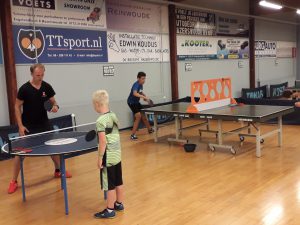 MJ Tafeltennis op bezoek bij Avanti
